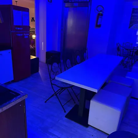 NEW GENERATION HOSTEL Milan center-3